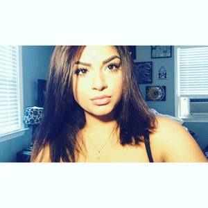 Meet your Posher, Vanessa